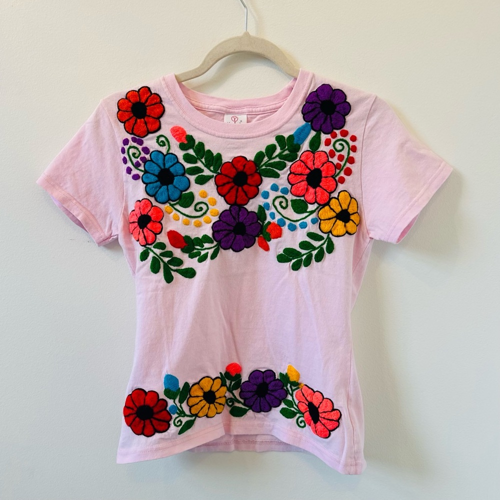 Yazbek floral embroidered T-shirt size small